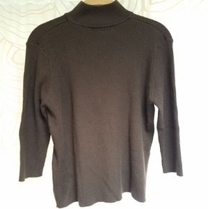 SALE | Ladies L White Stage Cozy Turtleneck Top